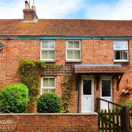 Brickyard Cottage Moreton  Экстерьер фото